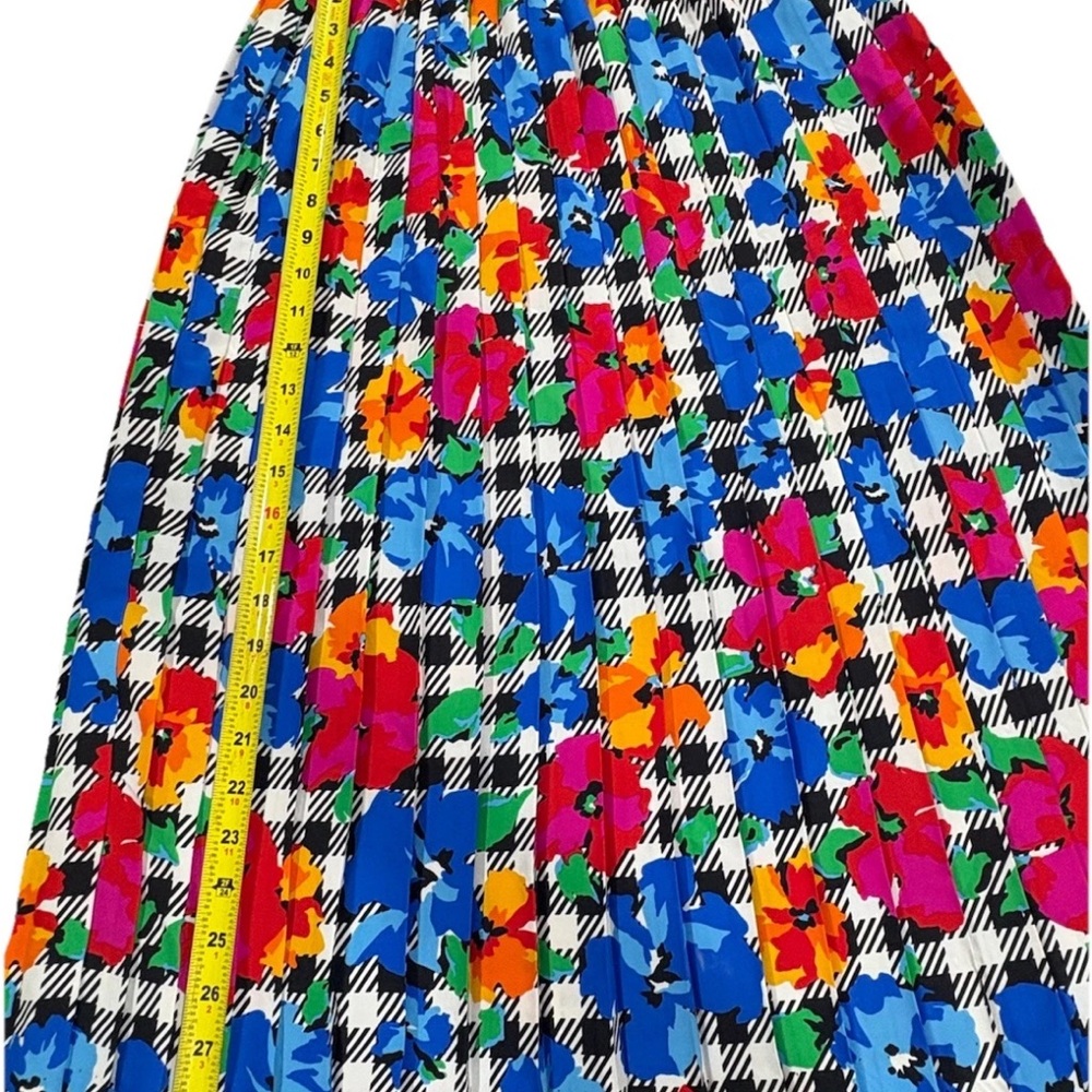 Pleated Floral Plaid Maxi Skirt in Blue, Pink & Green - Picture 5 of 7
